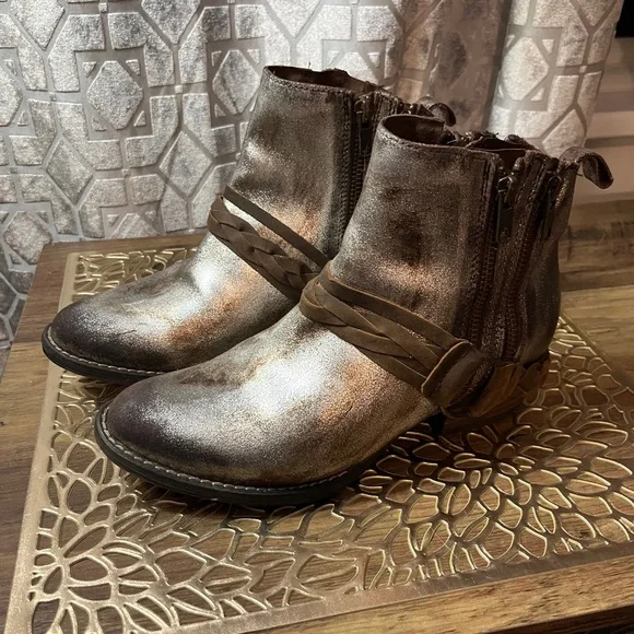 Metallic Brown Ankle Boots - Picture 2 of 5